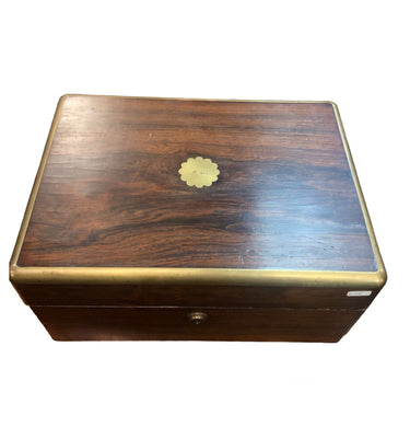 Caja cuadrada con marquetería en bronce Bucarest Art & Antiques