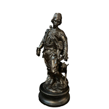 Escultura de estaño 'El cazador persa' firmada Émile-Coriolan Guillermin Bucarest Art & Antiques