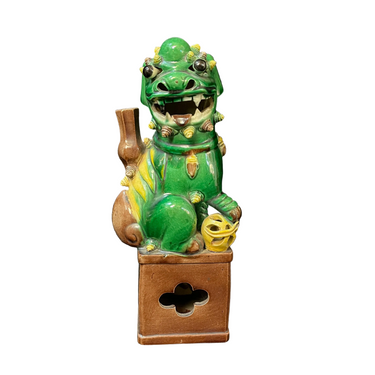 Figura cerámica china Perro fu Famille Verte Bucarest Art & Antiques