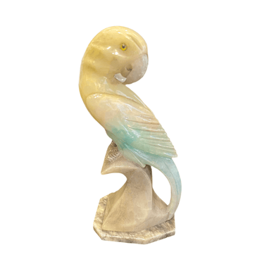 Figura de loro de alabastro Italia Bucarest Art & Antiques
