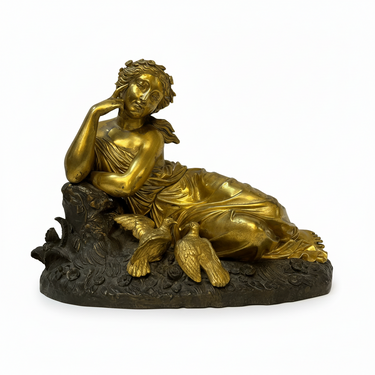 Figura en bronce ormolu 'Venus con palomas' Escuela francesa fines s.XIX Bucarest Art & Antiques