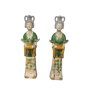 Pareja de figuras chinas terracota estilo Tang ‘Damas de verde’ Bucarest Art & Antiques