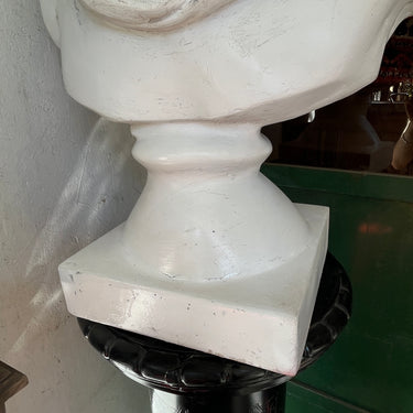 Busto de Apolo contemporáneo de terracota Consignación