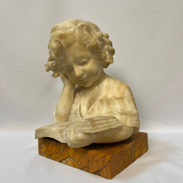 Escultura en alabastro y mármol ‘Niña firmada Christoforo Vicari (1846–1913) Bucarest Art & Antiques