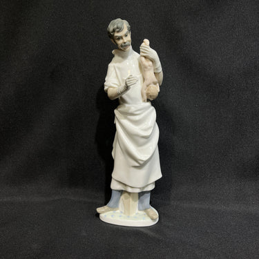 Figura de porcelana Lladró 'Obstetra'