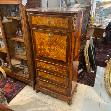 Chiffonier secretaire francés estilo Luis XV marqueteria floral y cubierta de marmol