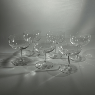Copas francesas de cristal talladas para vino dulce seis personas Bucarest Art & Antiques