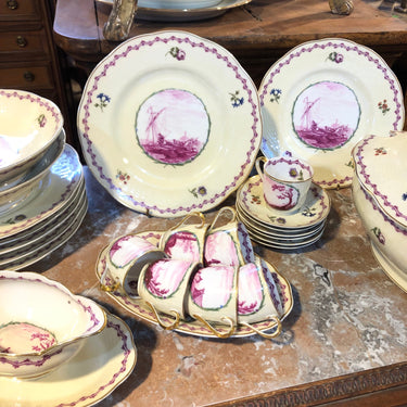 Doble Juego de Loza para diez personas Haviland-Limoges Escenas de pesca Bucarest Art & Antiques