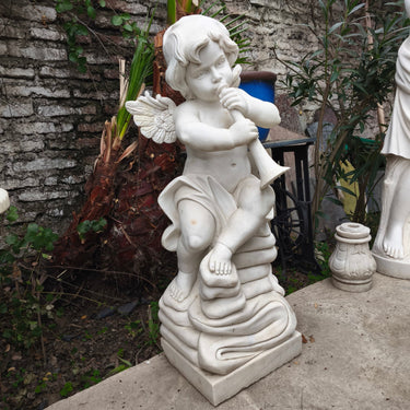 Escultura Ángel con trompeta en piedra mármol Bucarest Art & Antiques