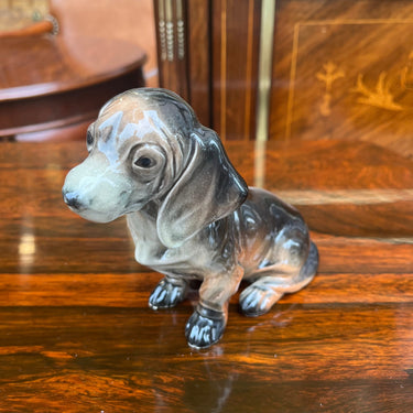 Figura de porcelana checa König cachorro salchicha Bucarest Art & Antiques