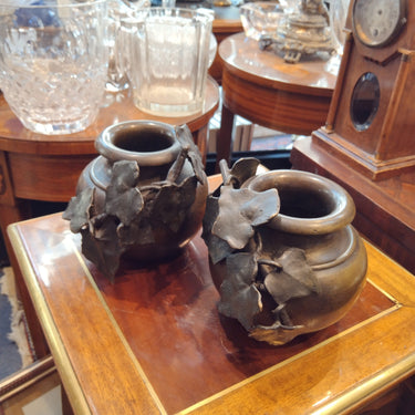 Juego de esculturas en bronce 'gredas y enredaderas' Bucarest Art & Antiques