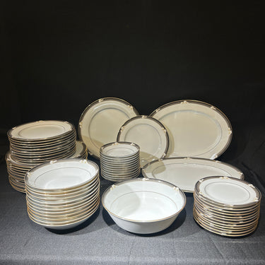 Juego loza porcelana Noritake Legendary modelo Ellington 3691 Bucarest Art & Antiques