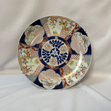 Plato de porcelana decorativo japones estilo Imarí de fines del s. XIX Bucarest Art & Antiques